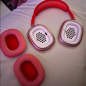 pink Apple airpod max